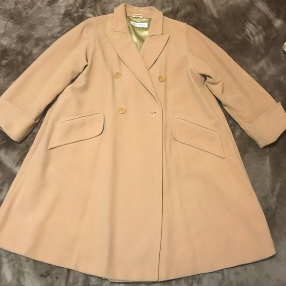 MaxMara Jackets & Blazers - Maxamara vintage oversized camel coat